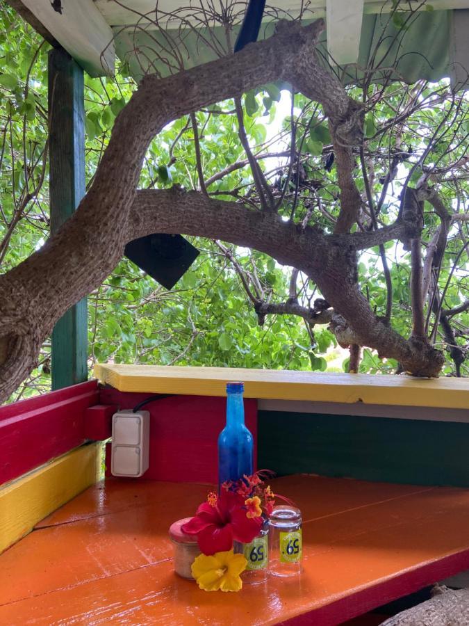 Gites Titanse, La Cabane Dans L Arbre Cadet  Экстерьер фото